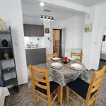 דירה Rali